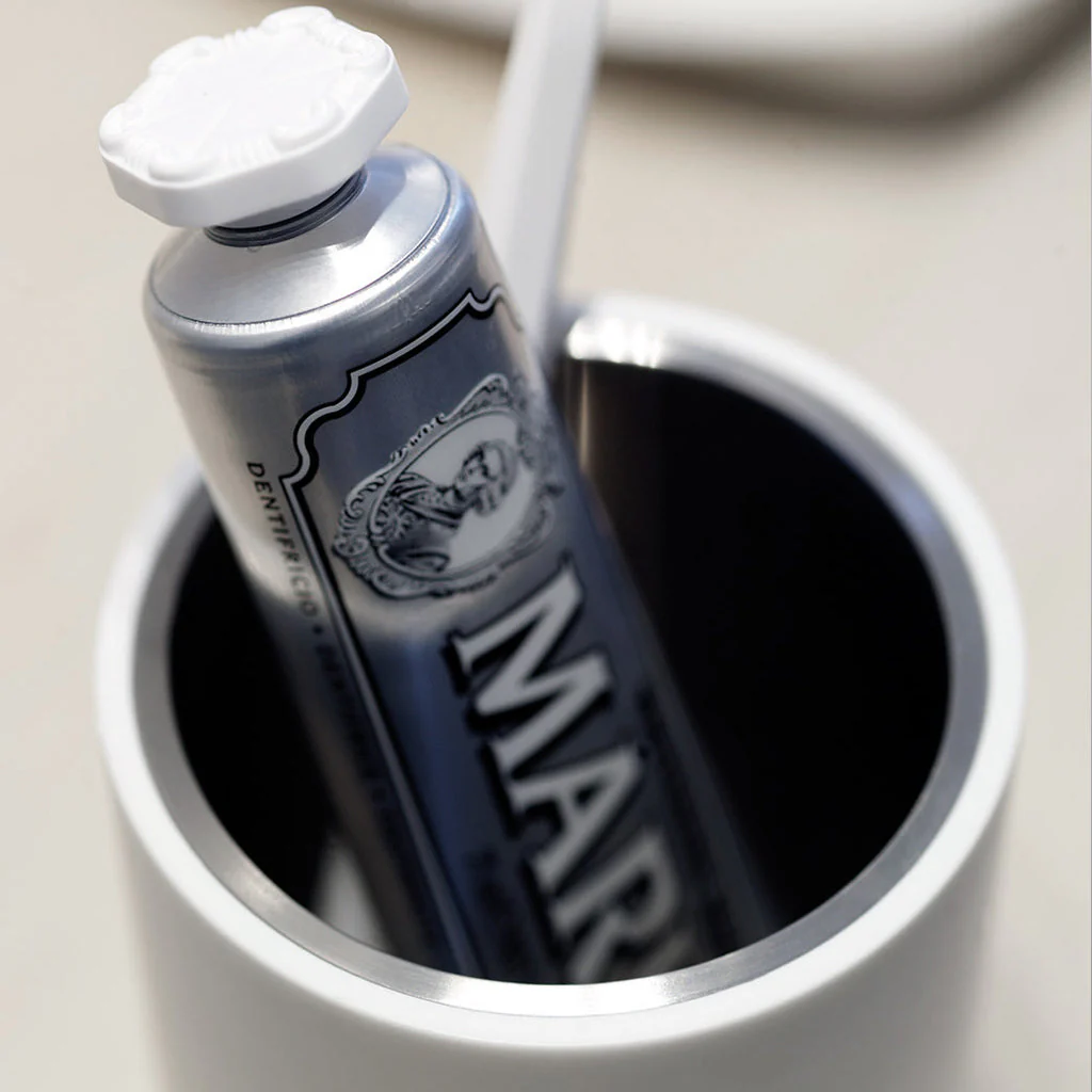 ONE by Piet Boon Toothbrush Holder - Image 4